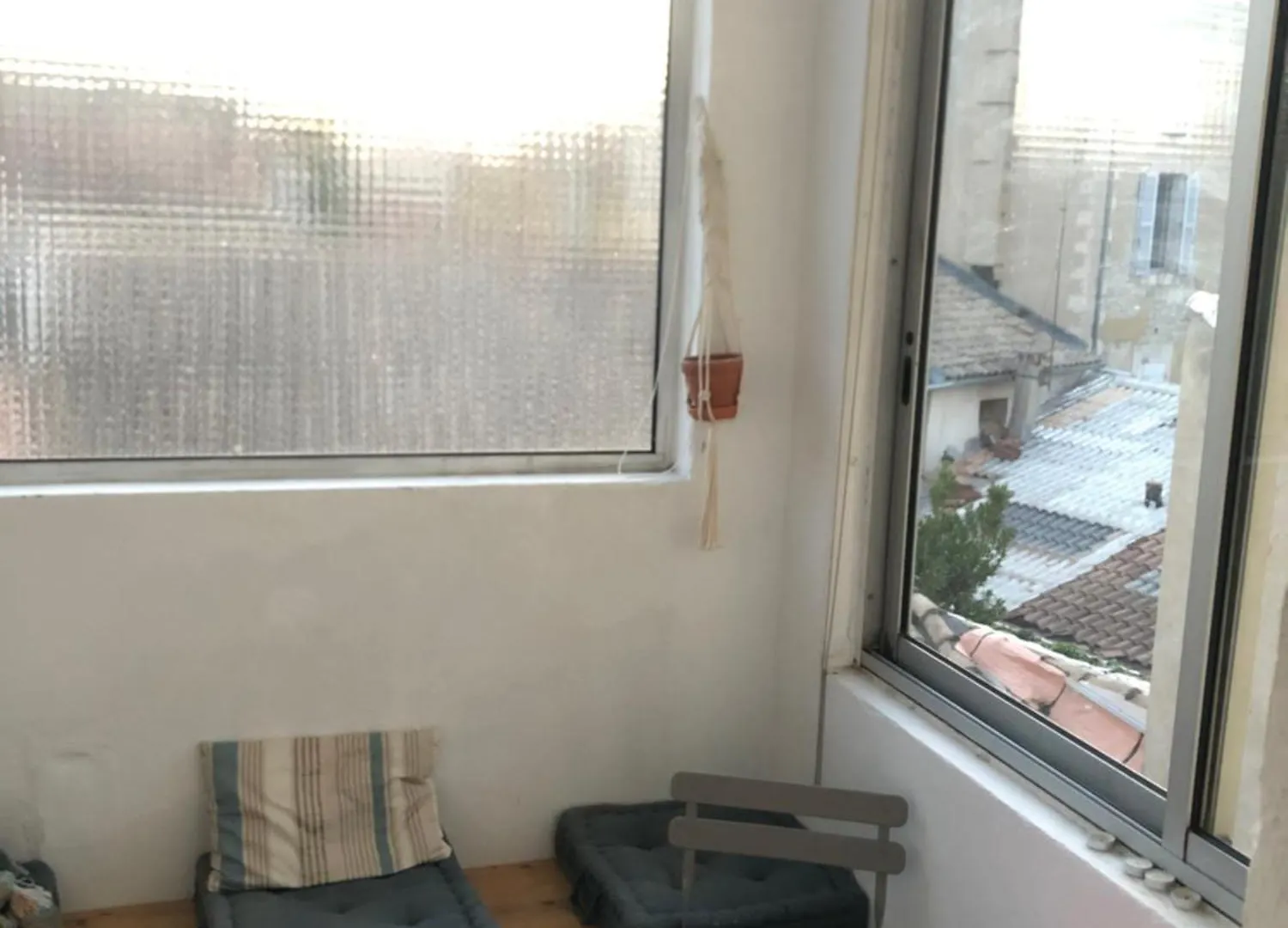 Avignon T2 Bis 54 M2 Intra-Muros 2Eme Etage Sans Ascenseur Apartamento